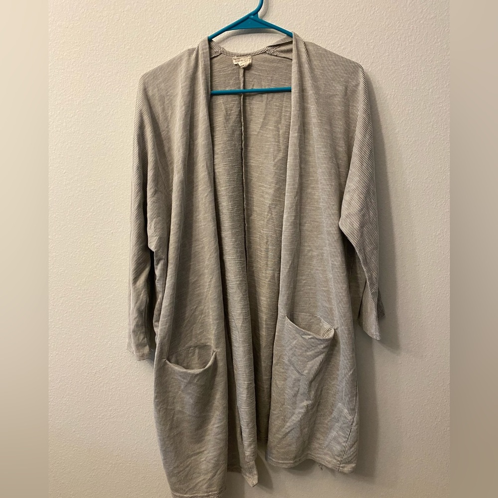 Donni by Anthropologie 3/4 sleeve cardigan. OSFA. Gray & white striped.